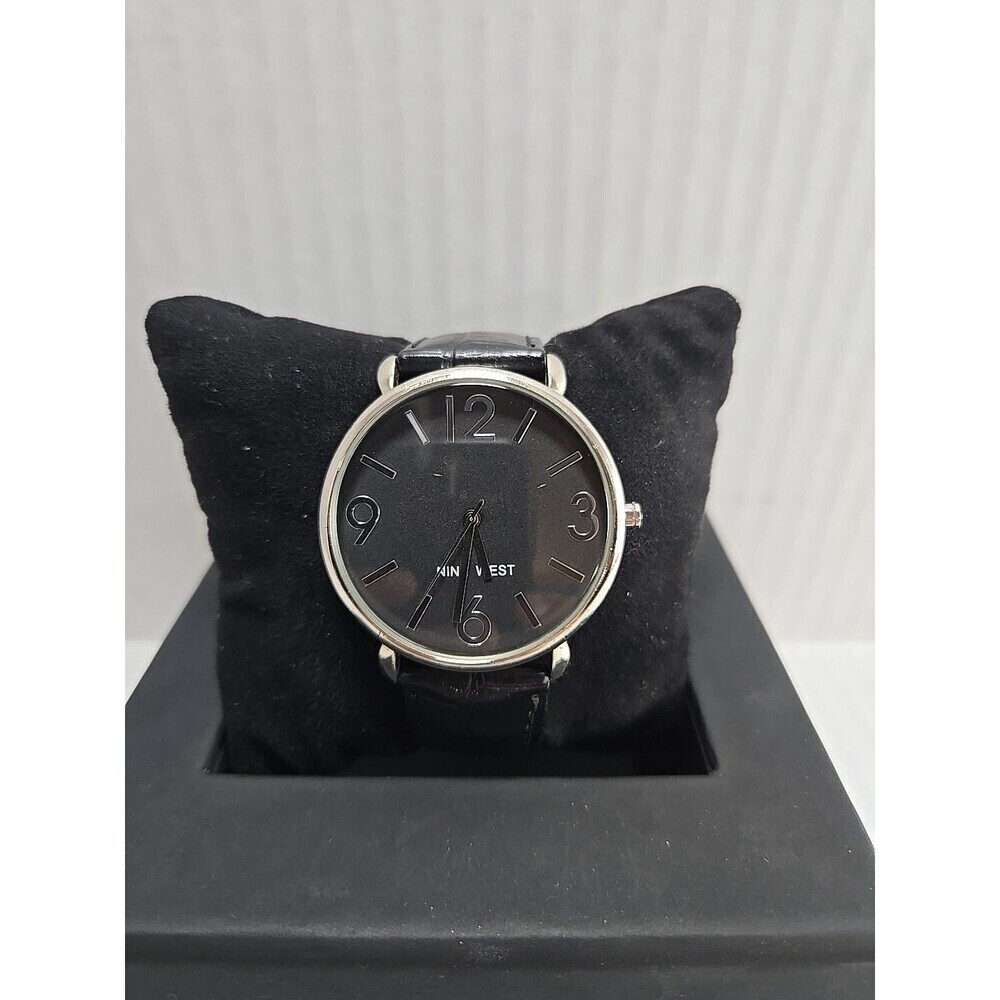 Womens Nine West Silver Tone Gray Watch Black Leather 40mm NW/1559 New Battery - Picture 1 of 10